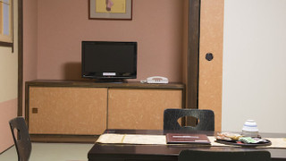 トラディショナル 4 人部屋 禁煙 (No Children Allowed)