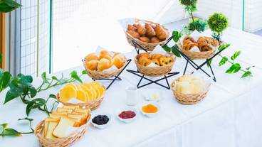 食事・飲み物 / 22