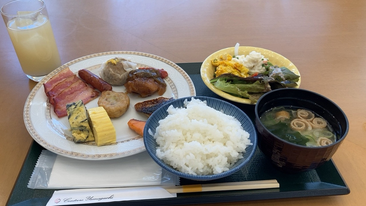 山口県らしいメニューが無く残念だった朝食