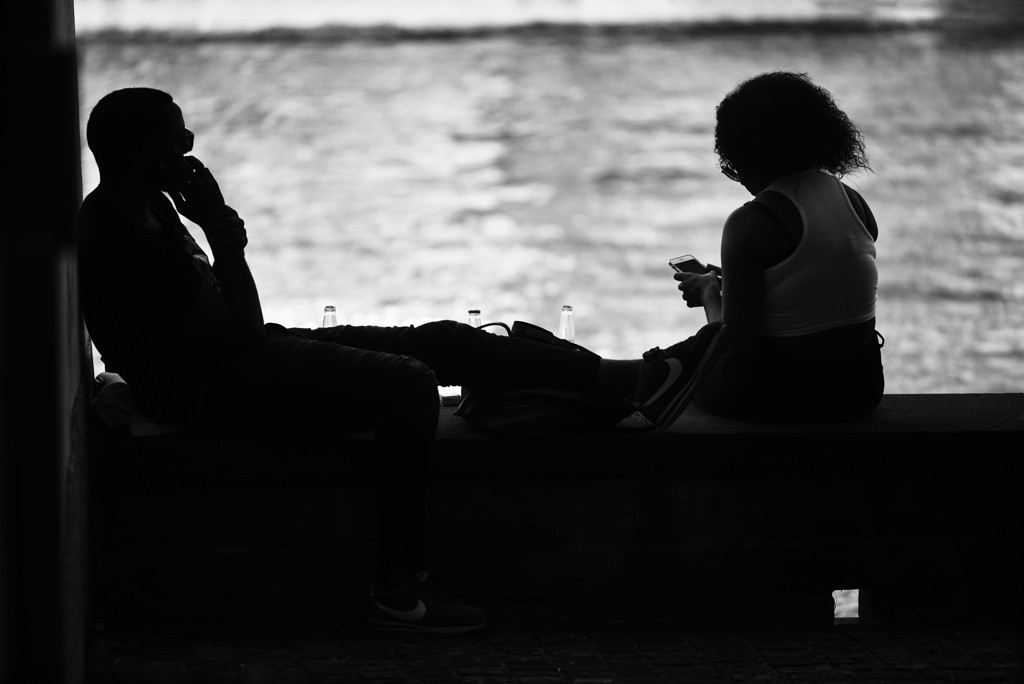 近場の食べ歩きデートは、そろそろマンネリ…3916316