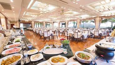 朝食ビュッフェ会場 / 2