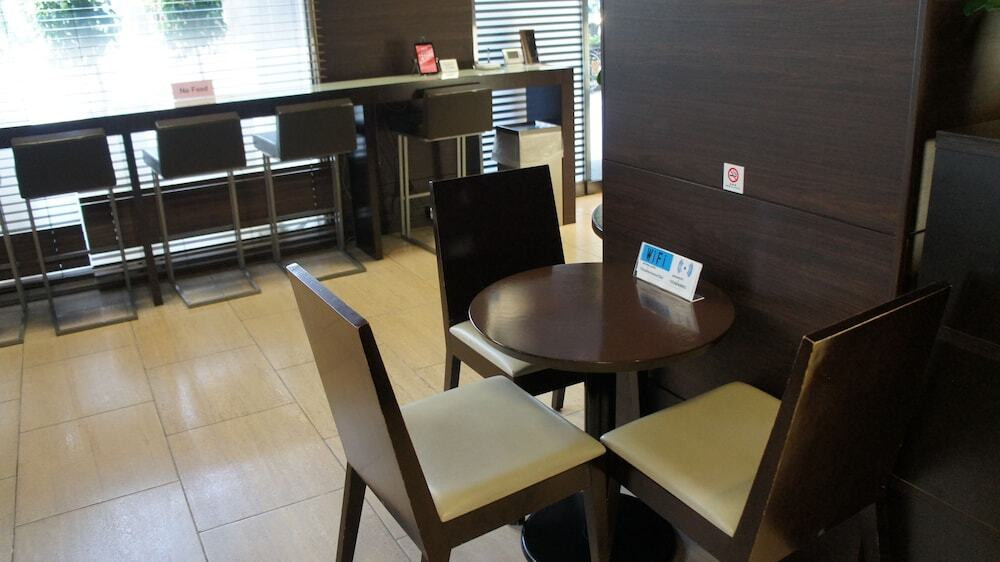 ロビーラウンジ