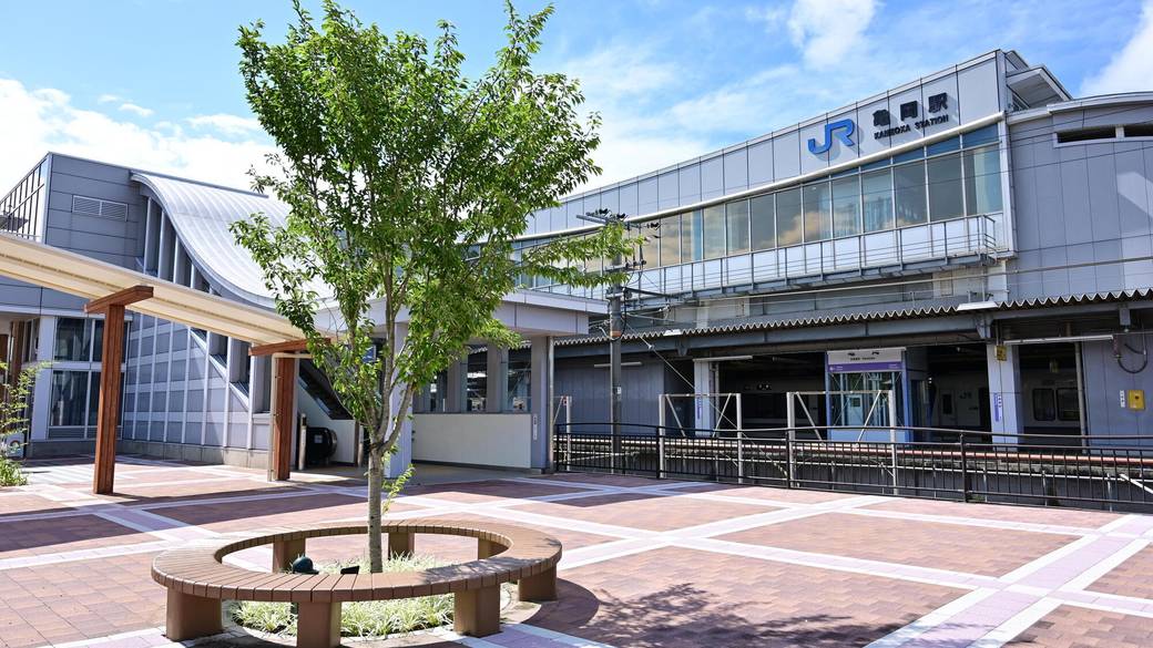 スタジアム最寄りのJR亀岡駅 / 4