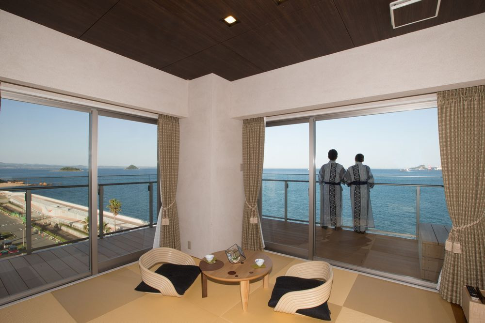 BGMは波の音。時間を忘れる海辺のスタイリッシュ宿3464527