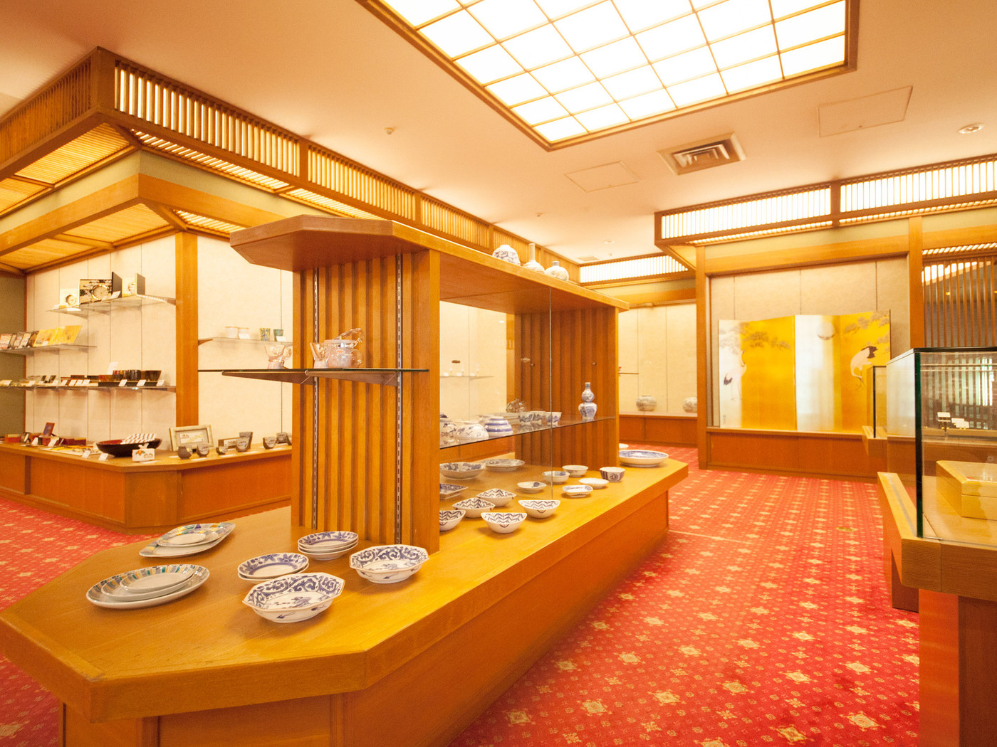 宿泊者をもてなす「館内施設」3753096