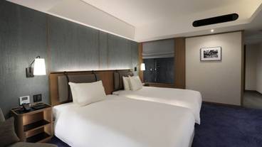 デラックスツイン / 3