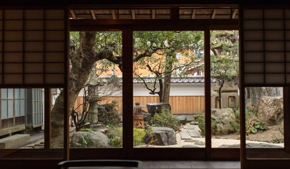 「杜氏」の縁側からの景色 / 1