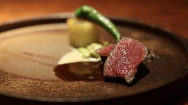 夕食一例　肉料理 / 1