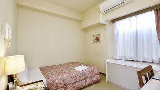 セミダブルルーム 喫煙可