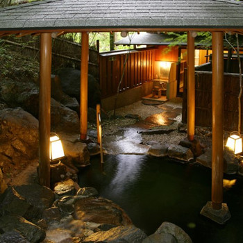 風情あふれる貸切風呂に入り放題♪3636679