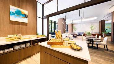 朝食スペース / 6