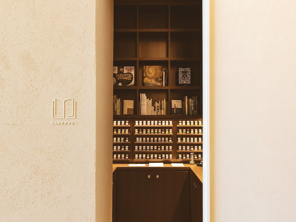 ロビーラウンジ