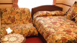 ダブルルーム　専用バスルーム付　禁煙