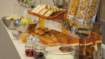 食事・飲み物 / 6