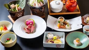 食事・飲み物 / 1