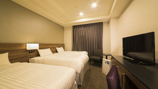 ツインルーム 禁煙 3名利用