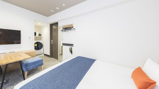 モデレートダブルルーム（クイーンベッド1台）2名利用  禁煙