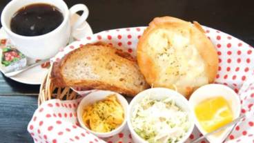 食事・飲み物 / 1