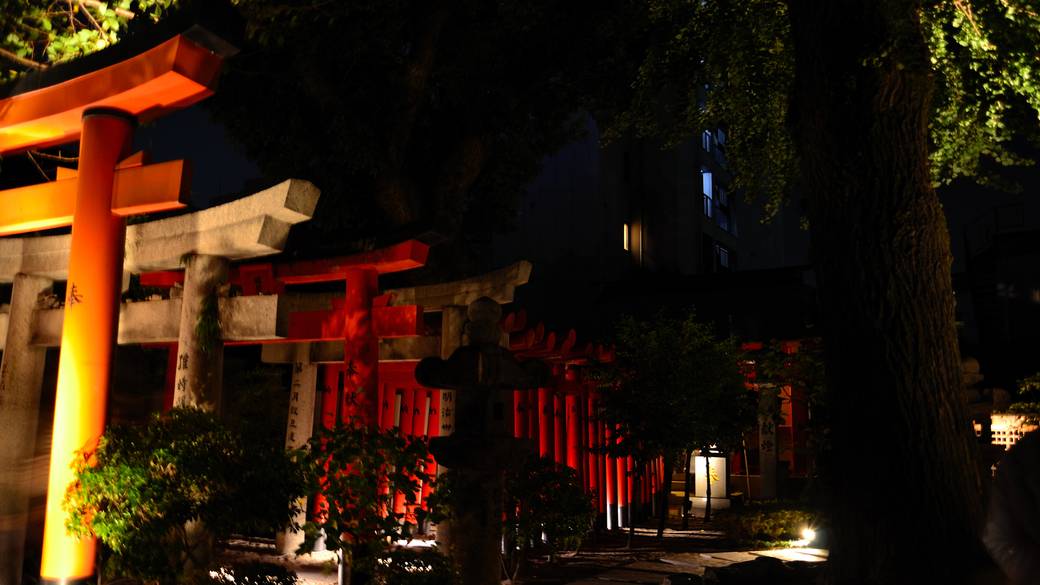 22時までお参りできる櫛田神社 / 2