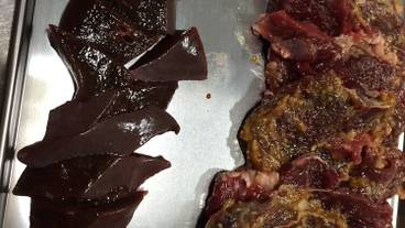 食事・飲み物 / 24