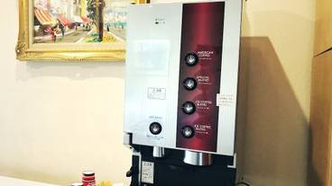 ロビーラウンジ / 3