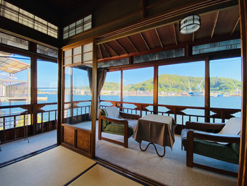 「魚信旅館」 内観 157510679 