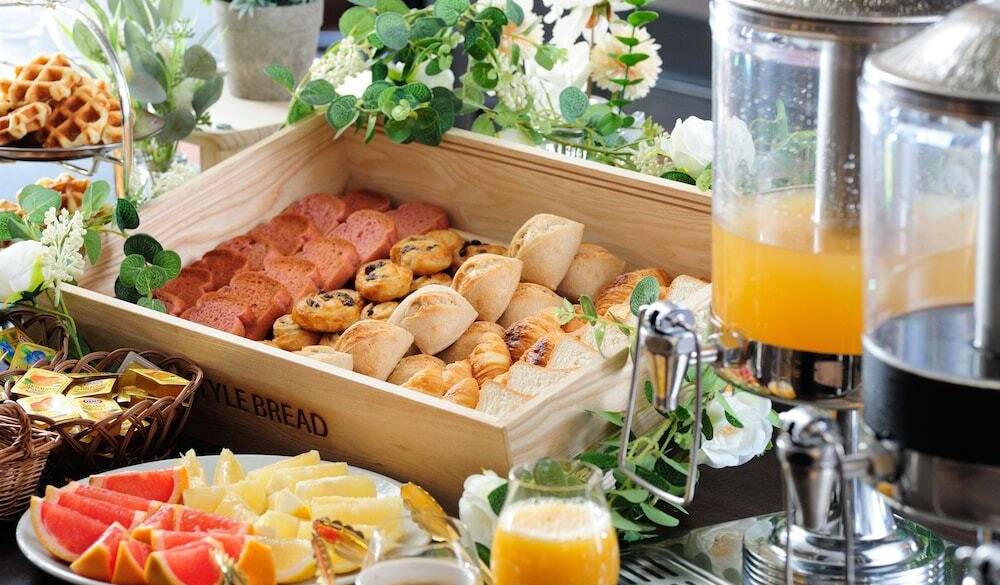 朝朝食ビュッフェ  パン / 3