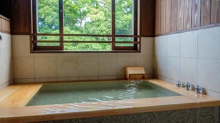 半露天風呂付き和洋室〜百合〜