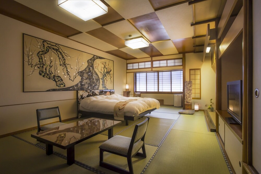 木造建築のレトロな雰囲気が素敵♪ 艶やかに変身して記念写真もOK3928732