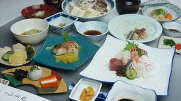 食事・飲み物 / 1