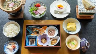 お食事 / 16