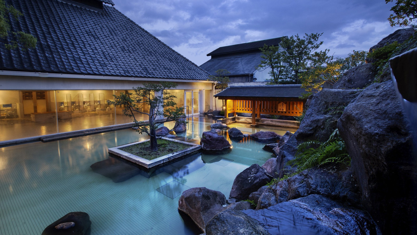 選べる食事スタイルと温泉付きスイートで贅沢に3927856