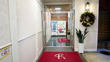 施設の入り口 / 7