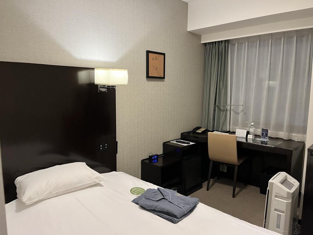 パジャマもマル。３階の大浴場までこれで行けます。