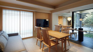 プレミアスイート 禁煙(64平米)