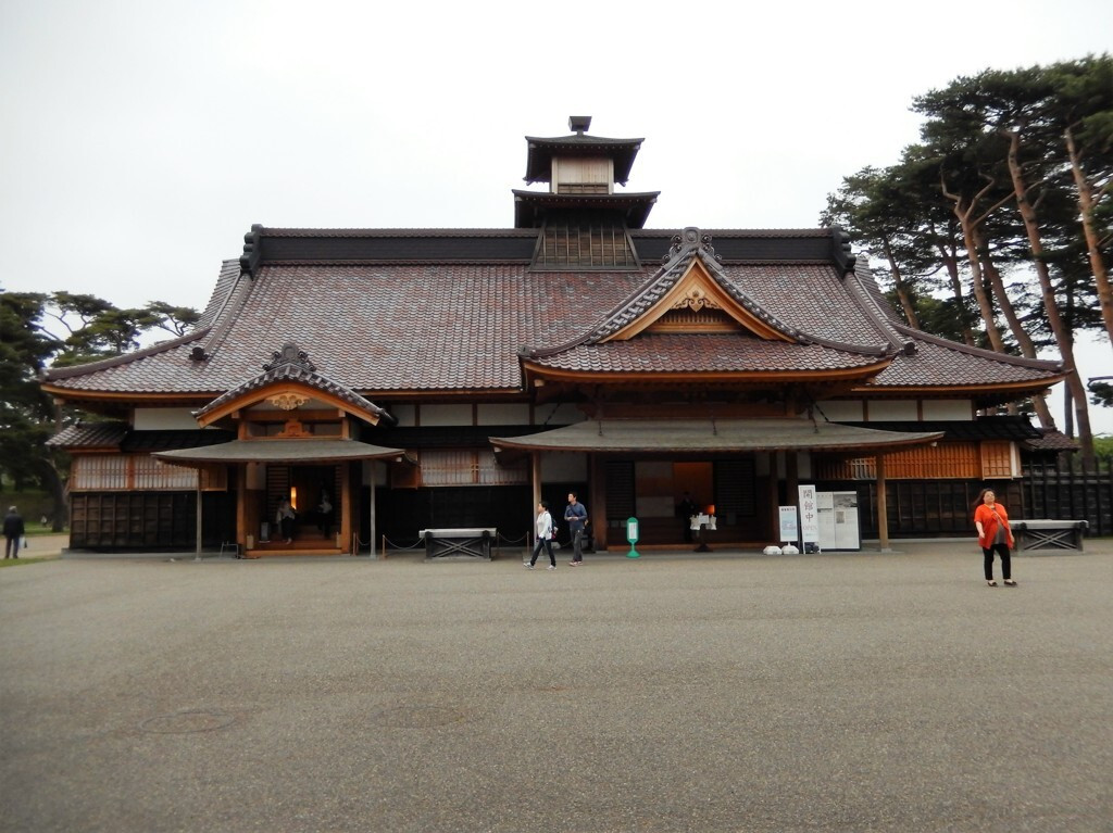 3. 激動の幕末をしのぶ「五稜郭公園・箱館奉行所」863331
