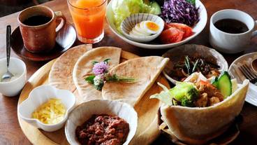 食事・飲み物 / 15