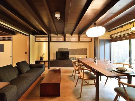 TAKEYA KITANO BEKKAN（竹屋北野別館） / 1