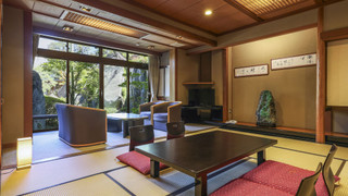 和室　スタンダードルーム　庭園側(一名利用不可)