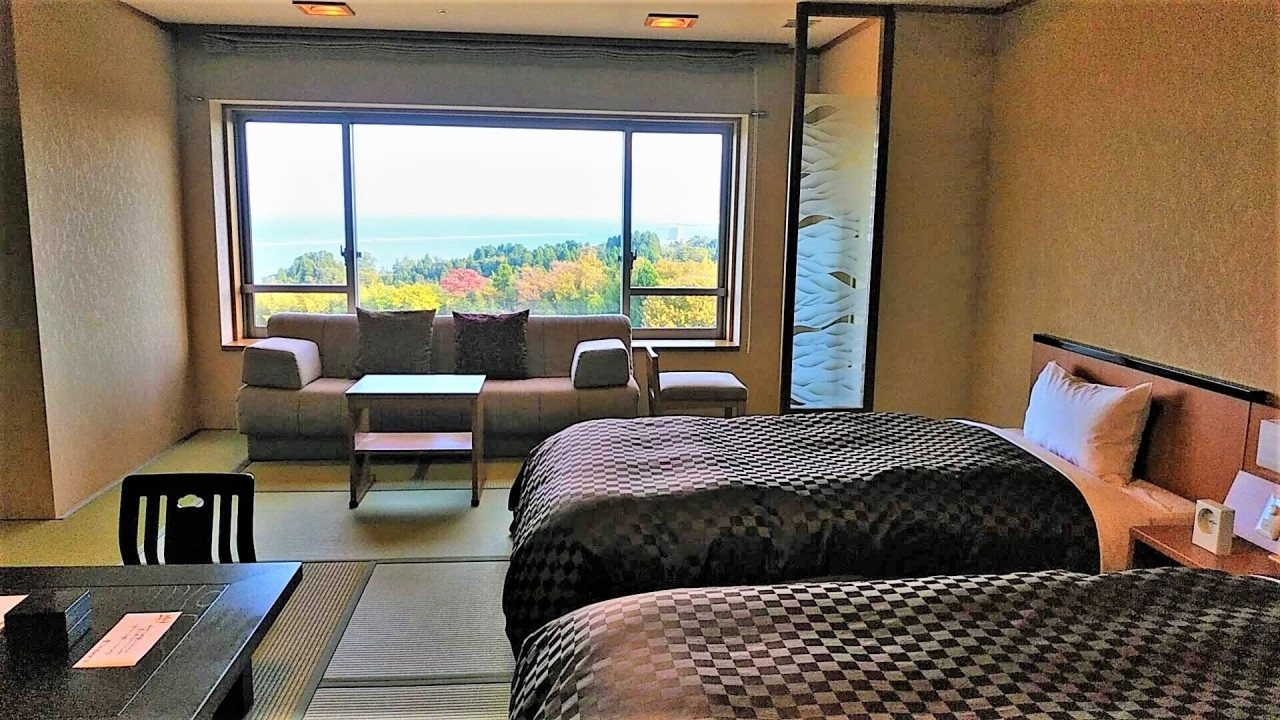 富山湾と温泉がひとつに。インフィニティ風呂に癒される宿3959930