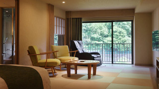 [秀峰館] 眺望風呂付リラックス和洋室 禁煙