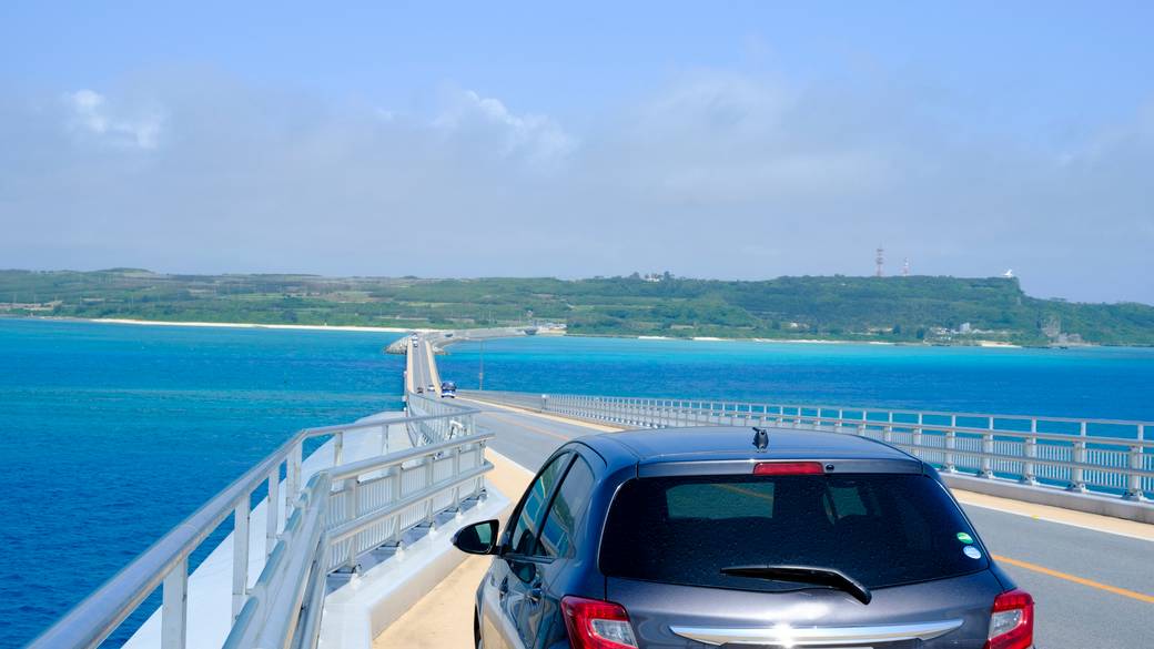 宿にも近い伊良部大橋 / 1