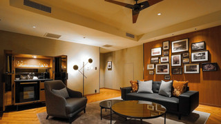 メトロポリタンスイート キングベッド 1 台 禁煙 (2名利用)