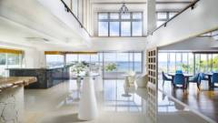 海のテラスよみたん都屋