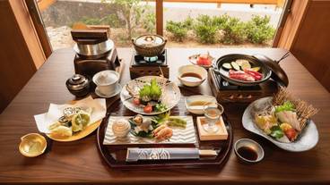 食事・飲み物 / 1