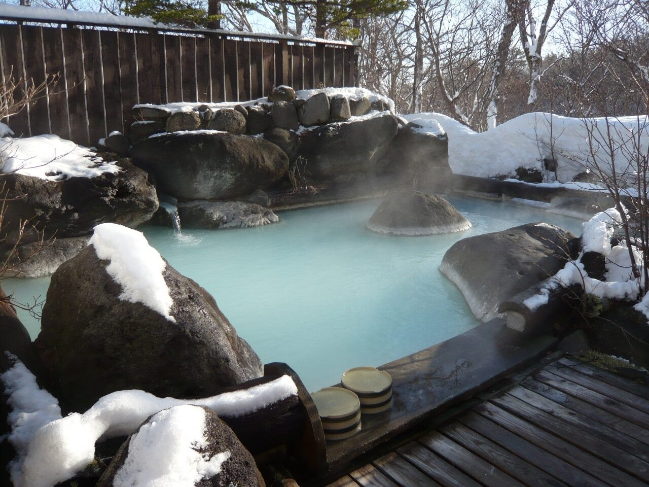 趣ある多彩な秘湯のお風呂が堪能できる3397245