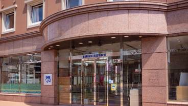 施設の入り口 / 6