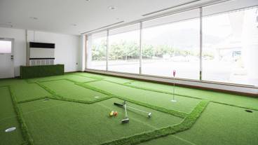 屋内ゴルフ練習場 / 5