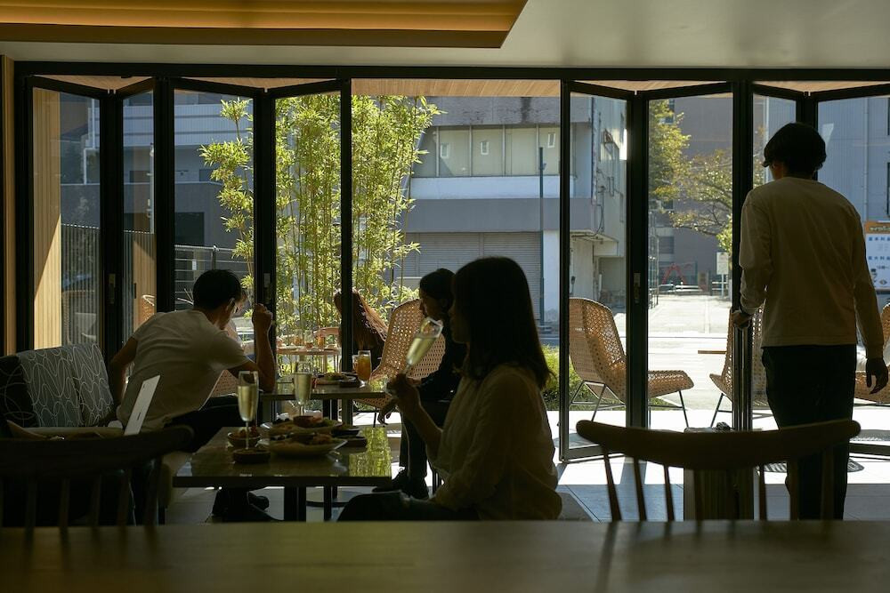 レストラン