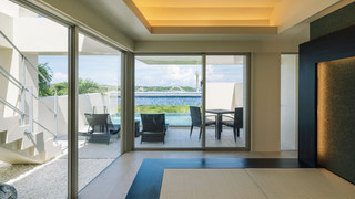 ヴィラ一棟貸し - プール付